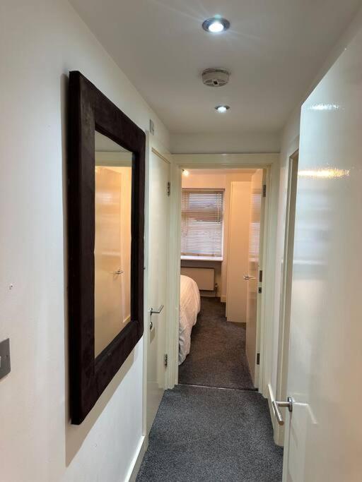Apartamento Opulent Oasis In Londres Exterior foto