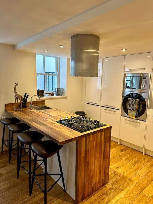 Apartamento Opulent Oasis In Londres Exterior foto